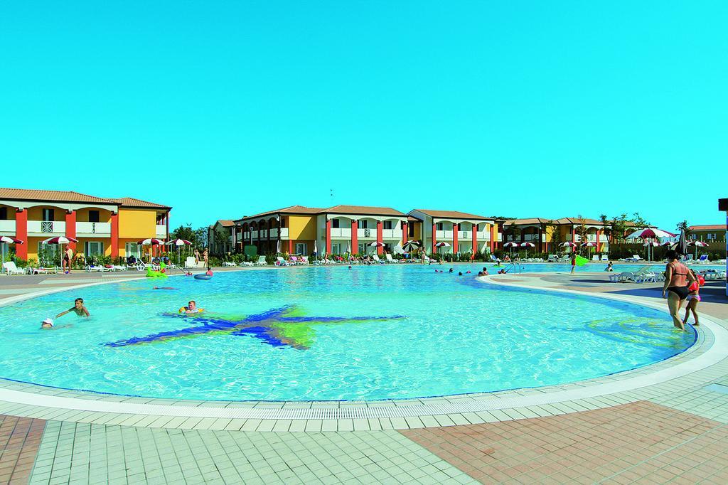 Villaggio Ai Pini Duna Verde Luaran gambar