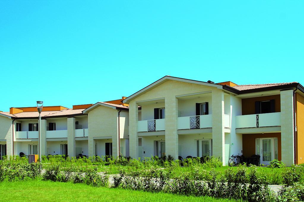 Villaggio Ai Pini Duna Verde Luaran gambar